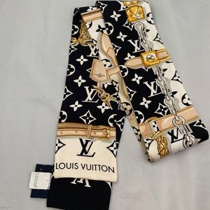 Louis Vuitton Trunks & Bags Bandeau